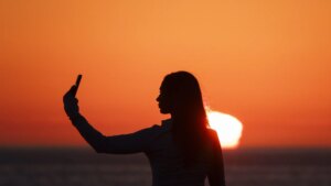 Apple prepara un salto en iOS 27: IA avanzada para editar fotos y una nueva cámara inteligente con Siri