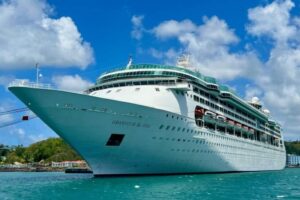 Gobierno de México rechaza plan de parque acuático de Royal Caribbean, pero la firma dice mantener confianza en el país